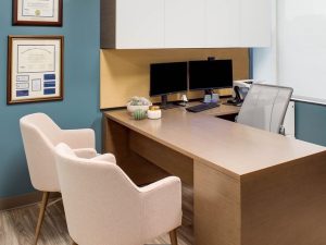 Clinic Pro L-Desk